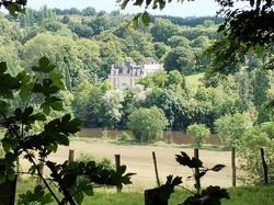  <a style='color: #fff;' href='/uploaded/photo/chy-teau-de-la-bonne-my-trie-66a504926cf88.jpg'>(Télécharger)</a>