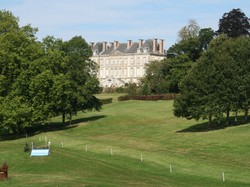  <a style='color: #fff;' href='/uploaded/photo/visite-du-haras-du-pin-61703851e6e4a.jpg'>(Télécharger)</a>