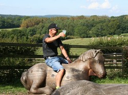  <a style='color: #fff;' href='/uploaded/photo/visite-du-haras-du-pin-6170394cc6083.jpg'>(Télécharger)</a>